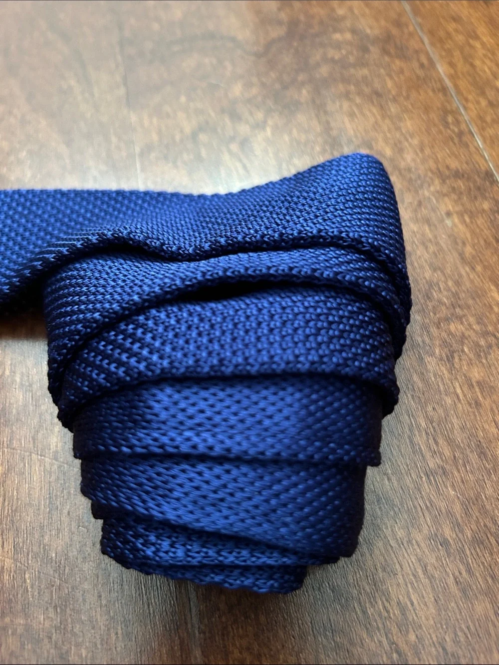 Banana Republic 100% Silk Classic Navy Knit Tie